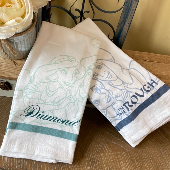 NEW! Disney Princess Cinderella & Prince Charming His & Hers Oven Mitt Set - Picture 8 of 8